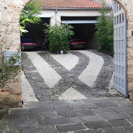 La Tour Noble Bed & Breakfast Saint-Saturnin  Екстериор снимка