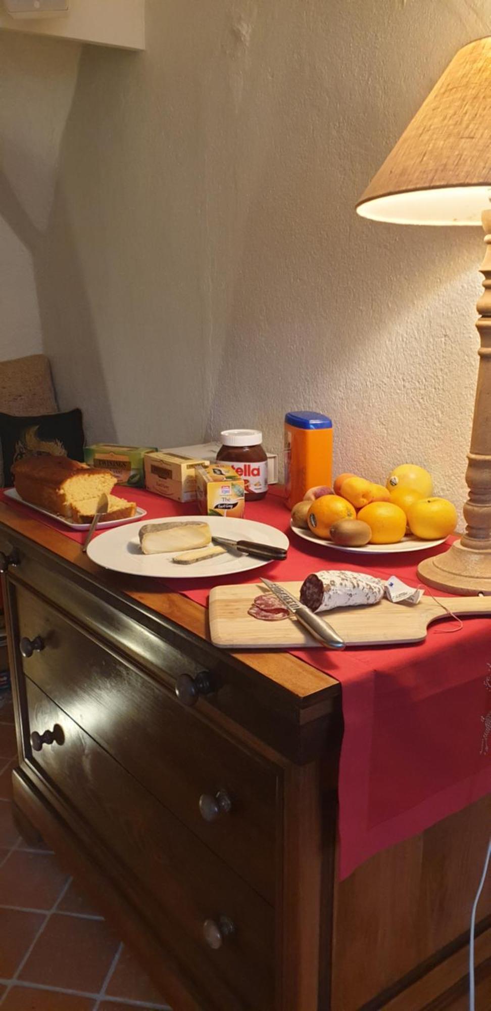 La Tour Noble Bed & Breakfast Saint-Saturnin  Екстериор снимка